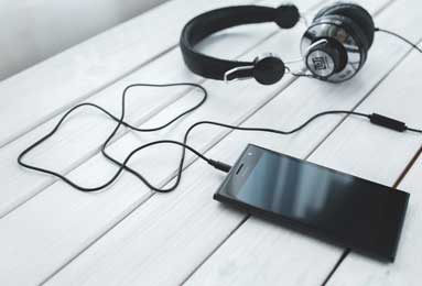 意甲媒体统计米兰2025年最佳和最差：拉比奥特对阵都灵的凌空劲射，当选最佳进球