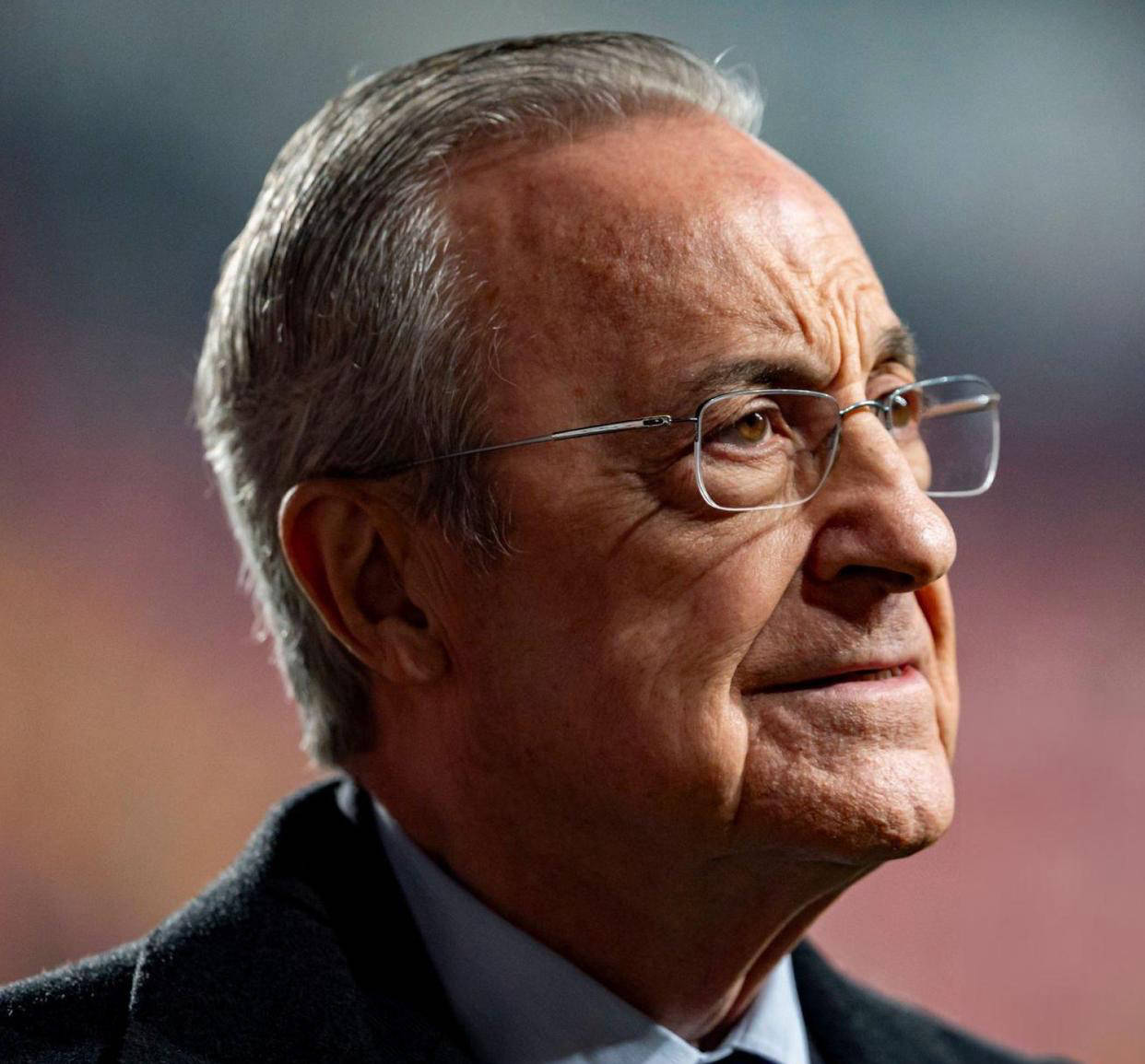 皇马欲签下本菲卡边后卫A费，曼联收益1800万欧元，球员拒绝加盟